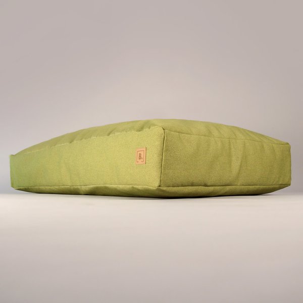 BUDDY. Bett - nachhaltig gefertigter Luxus-Liegeplatz mit Stil! in grün