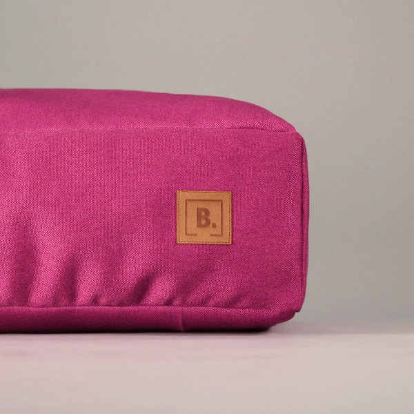 BUDDY. Bett - nachhaltig gefertigter Luxus-Liegeplatz mit Stil! in pink